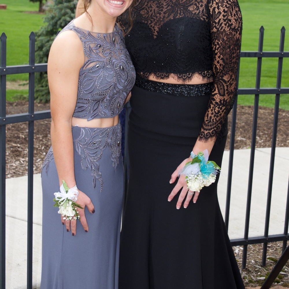 Prom Dress - Picture 4 of 4